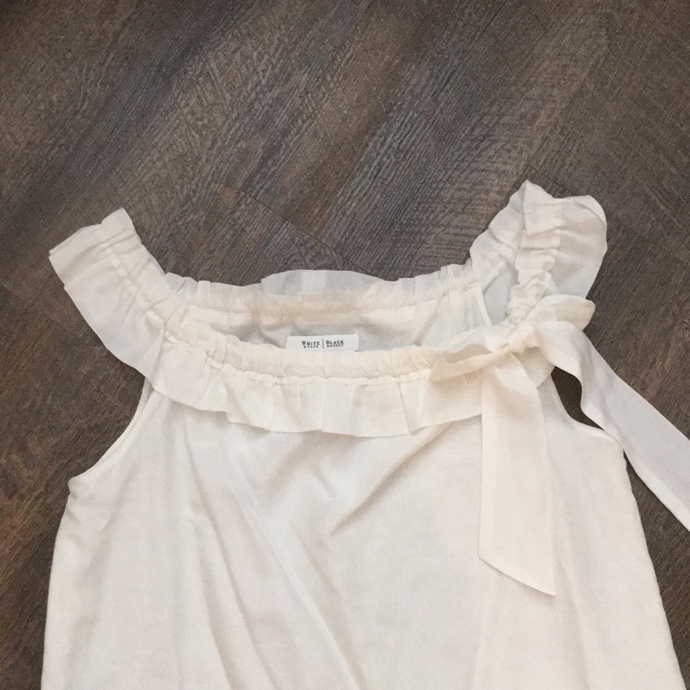 White House Black Market top